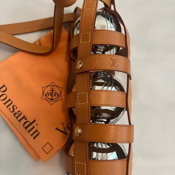 0032 - Louis Vuitton x Veuve Clicquot limited edition croquet set. - Picture 4 of 10